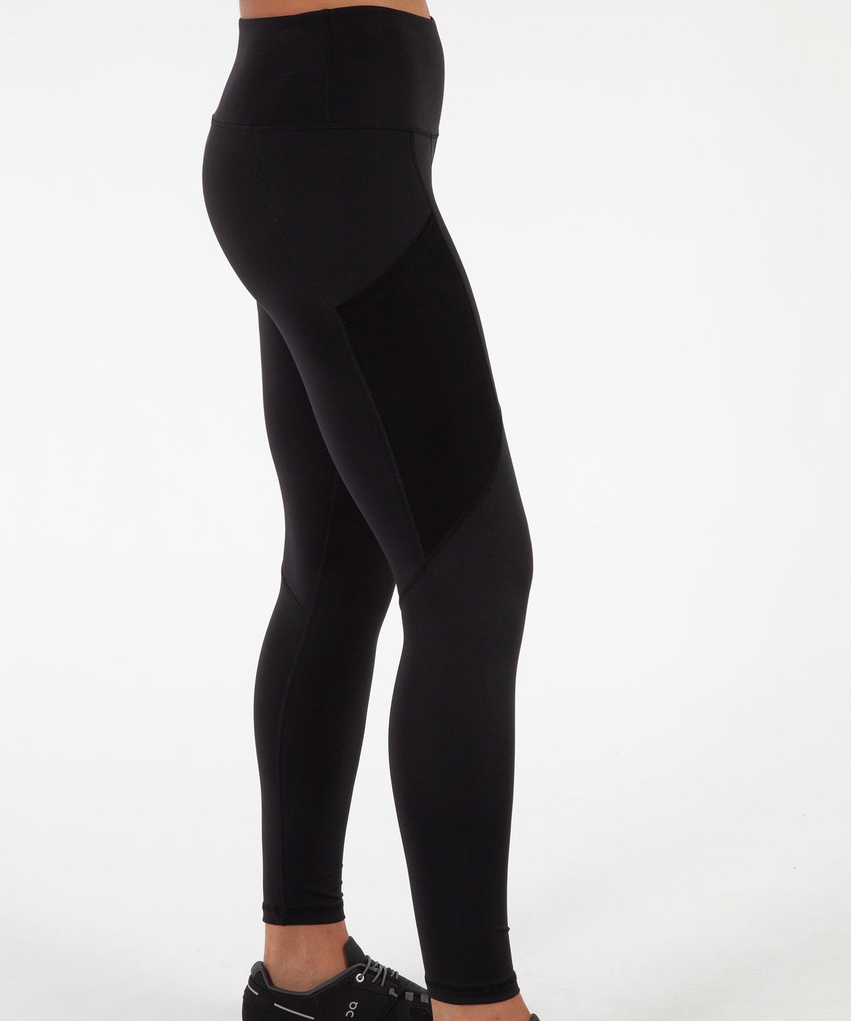 Women&#39;s Izzy Body Shaper Stretch Practice Pant with Deep Mesh Pockets